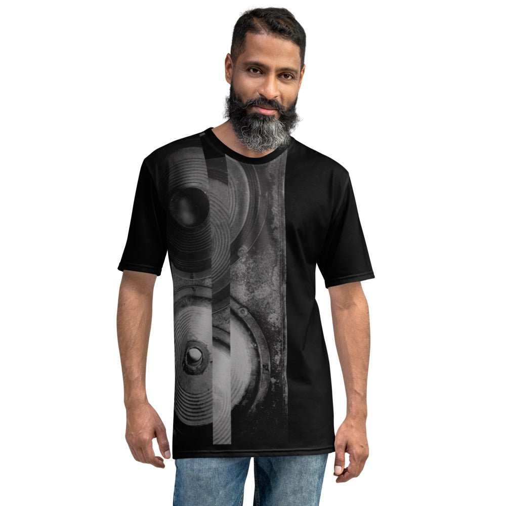 Be Techno Loud Men's T-shirt - BeExtra! Apparel & More