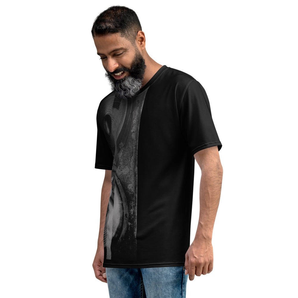 Be Techno Loud Men's T-shirt - BeExtra! Apparel & More