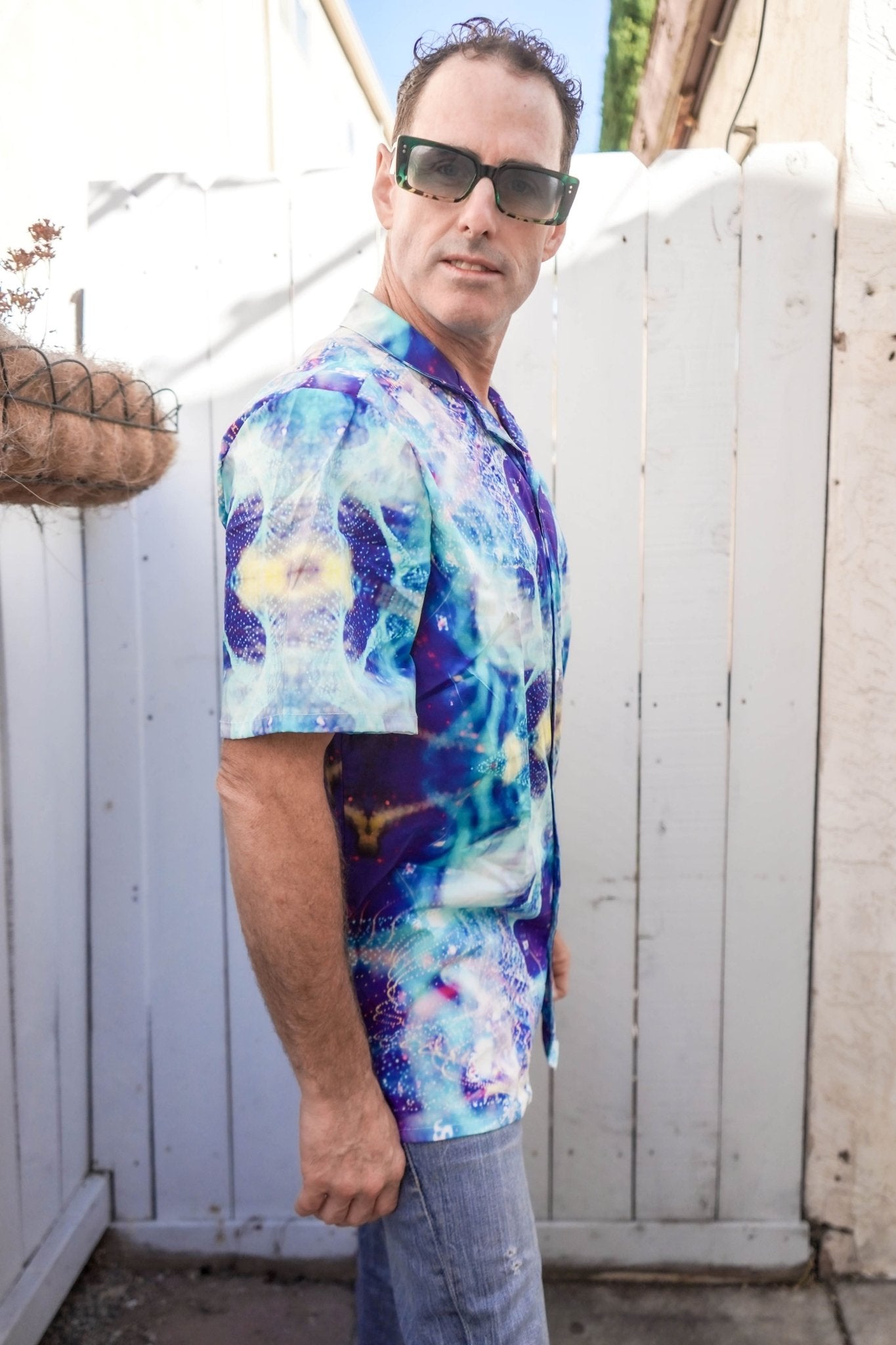 Caelum Men's Hawaiian Shirt with Button Closure - BeExtra! Apparel & More