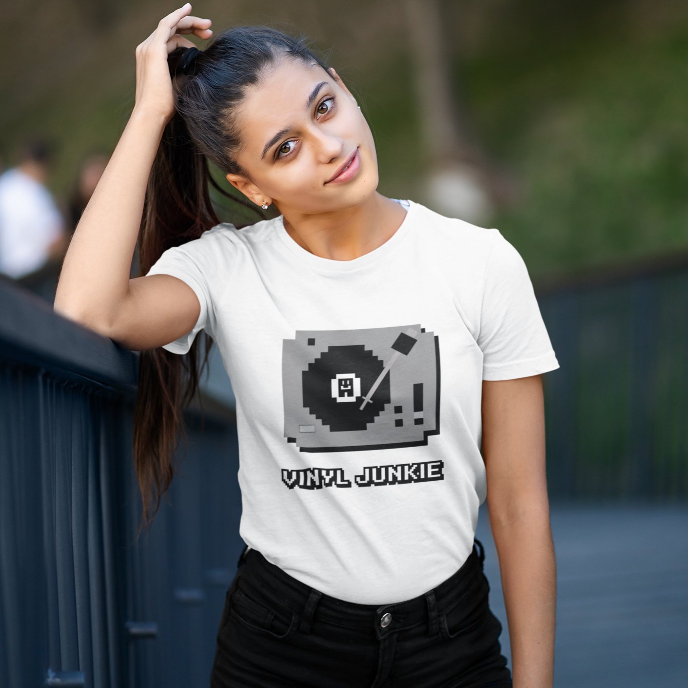 Docka Records Vinyl Junkie Unisex T-shirt - BeExtra! Apparel & More