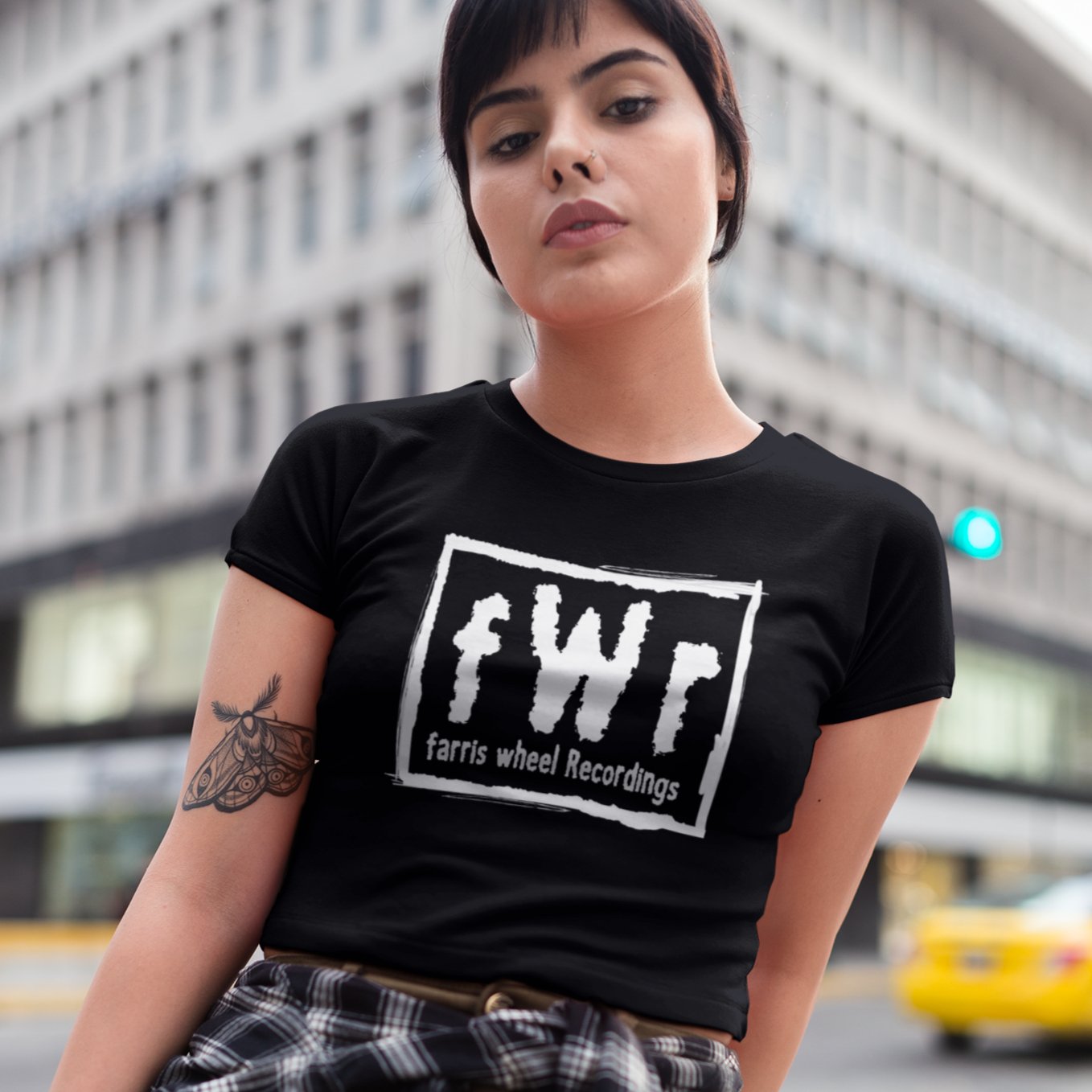 Farris Wheel fWr Womens Crop Tee - BeExtra! Apparel & More