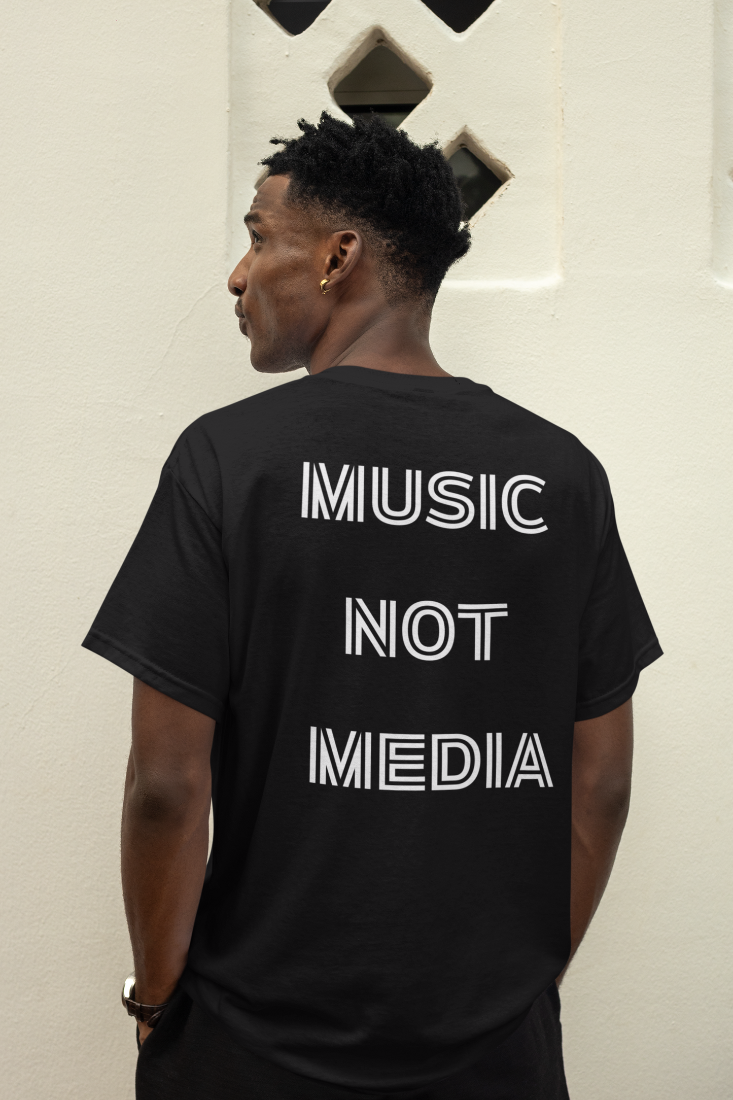 fWr Music Not Media Unisex t-shirt