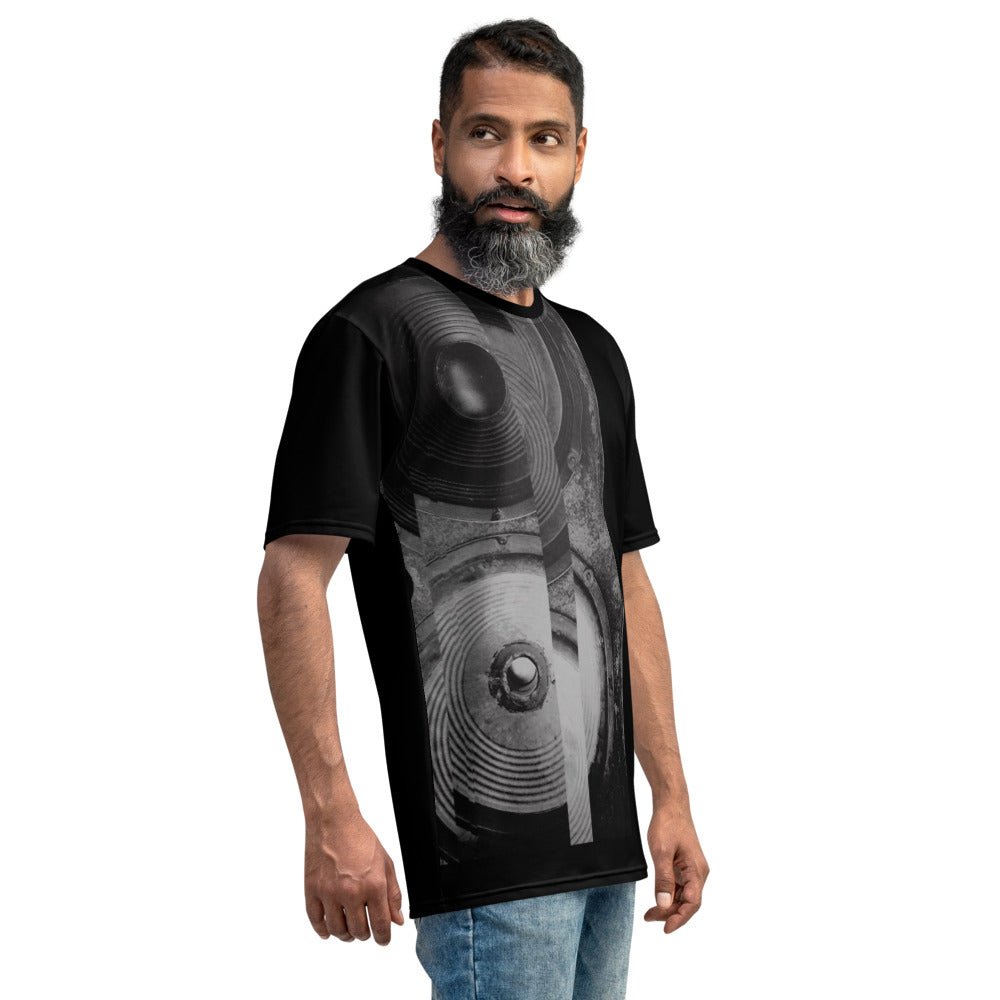 Be Techno Loud Men's T-shirt - BeExtra! Apparel & More