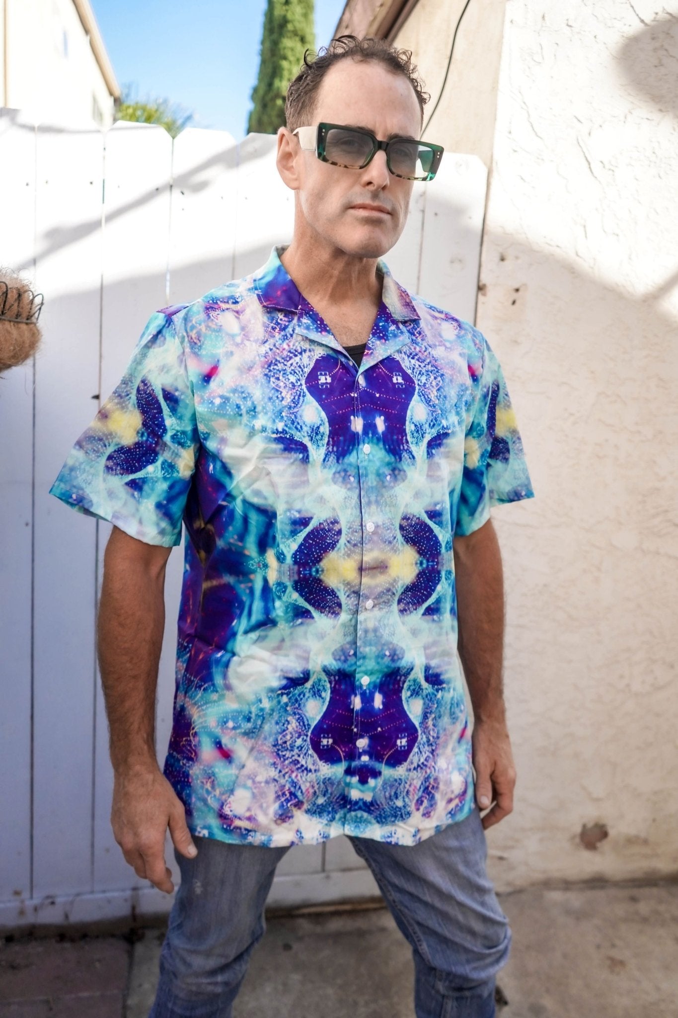 Caelum Men's Hawaiian Shirt with Button Closure - BeExtra! Apparel & More
